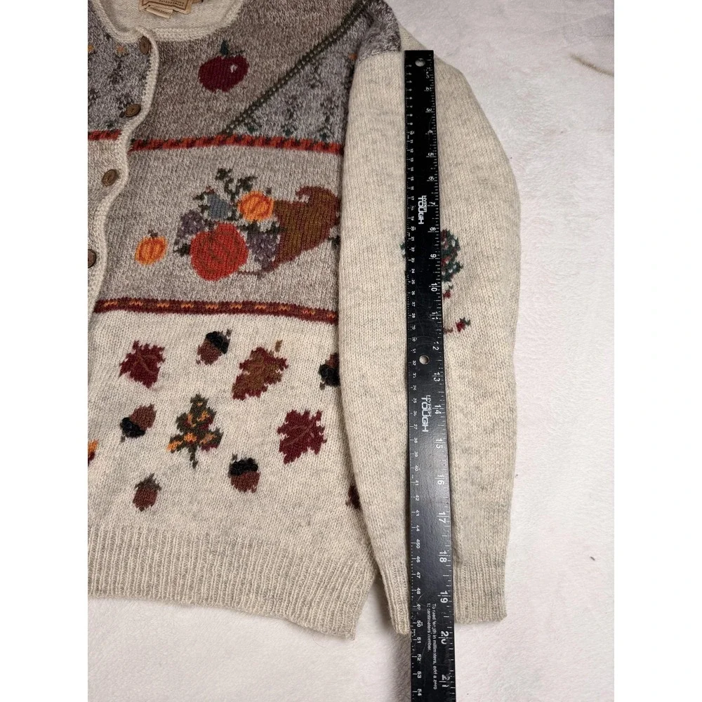 Woolrich Cardigan Sweater Womens Large Beige 100% Wool Fall Harvest Apple Knit - Picture 11 of 16